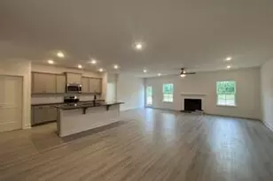 276 Eastwood Dr, Wallace, NC 28466 - Photo 7