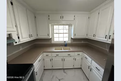 14880 Phillips Drive, Laurinburg, NC 28352 - Photo 7