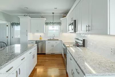 1711 E Fort Macon Road, Atlantic Beach, NC 28512 - Photo 11