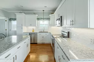 1711 E Fort Macon Rd, Atlantic Beach, NC 28512 - Photo 11