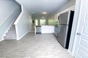 132 Buckhorn Ave, Holly Ridge, NC 28445 - Photo 5
