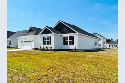 824 Hidden Bridge Drive, Jacksonville, NC 28546 - Photo 3