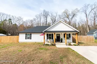 209 Newbern Dr, Knotts Island, NC 27950 - Photo 35