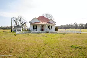 47 Enoch Rd, Clinton, NC 28328 - Photo 1