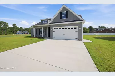823 Mulligan Drive, Ayden, NC 28513 - Photo 3