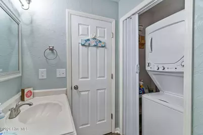 1013 N Carolina Beach Avenue N #Unit 1d, Carolina Beach, NC 28428 - Photo 25