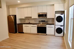1124 Castle St, Wilmington, NC 28401 - Photo 3