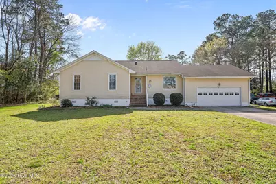 108 Starboard Drive, New Bern, NC 28562 - Photo 1