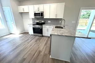 1037 Pne Rdg Ct, Castle Hayne, NC 28429 - Photo 5