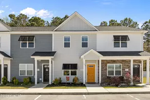 42 Catalina Cir, Swansboro, NC 28584 - Photo 1