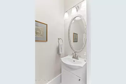 216 W Bay Street, Southport, NC 28461 - Photo 23