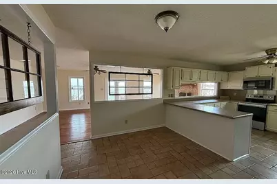 615 Willbrook Circle, Sneads Ferry, NC 28460 - Photo 21