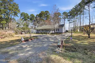 190 Beachwood Dr NW, Calabash, NC 28467 - Photo 5