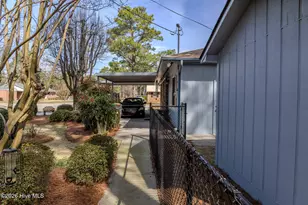 507 W 20th St, Lumberton, NC 28358 - Photo 19