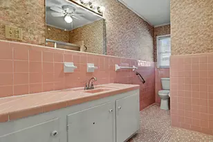 101 NE 40th St, Oak Island, NC 28465 - Photo 29