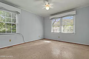 101 NE 40th St, Oak Island, NC 28465 - Photo 25