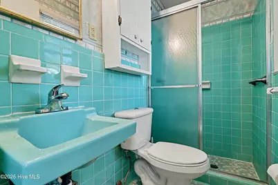 101 NE 40th Street, Oak Island, NC 28465 - Photo 23