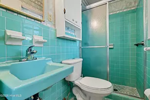 101 NE 40th St, Oak Island, NC 28465 - Photo 23