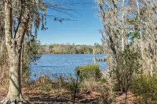 114 S Fork Ct, Hertford, NC 27944 - Photo 3
