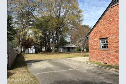 2107 Somerset Drive N, Wilson, NC 27893 - Photo 3