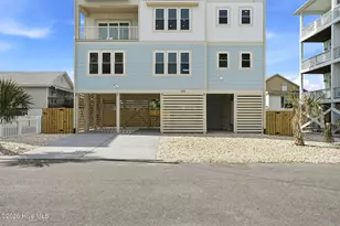 105 Periwinkle Ln, Carolina Beach, NC 28428 - Photo 5
