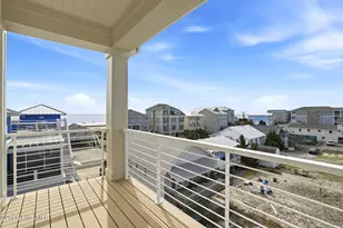 105 Periwinkle Ln, Carolina Beach, NC 28428 - Photo 89