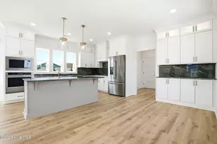 105 Periwinkle Ln, Carolina Beach, NC 28428 - Photo 39