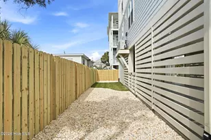 105 Periwinkle Ln, Carolina Beach, NC 28428 - Photo 95