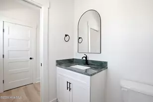 105 Periwinkle Ln, Carolina Beach, NC 28428 - Photo 37