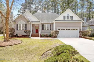 1002 Bracken Fern Dr, New Bern, NC 28560 - Photo 1