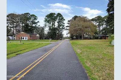 137 Pine Street, Shallotte, NC 28470 - Photo 17