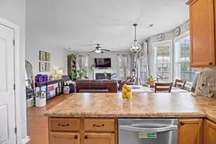 306 Brunswick Dr, Jacksonville, NC 28546 - Photo 9