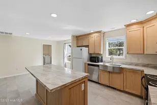858 Wildwood Cir, Hampstead, NC 28443 - Photo 13