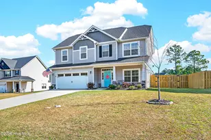 406 Anchor Hitch Ct, Sneads Ferry, NC 28460 - Photo 3