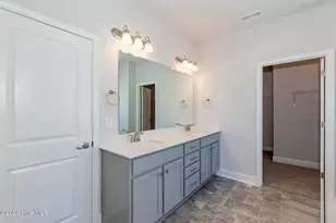 162 Seashore St, Grimesland, NC 27837 - Photo 15