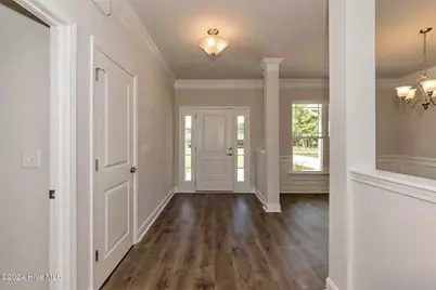162 Seashore Street, Grimesland, NC 27837 - Photo 5