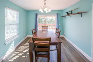 102 Gadson Ct, Richlands, NC 28574 - Photo 9