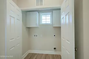 215 Sandpiper Pl, Holly Ridge, NC 28445 - Photo 17