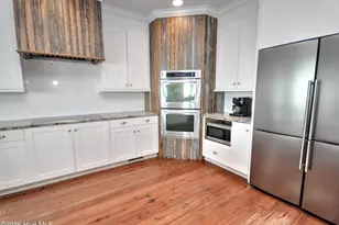 140 E 1st St, Ocean Isle Beach, NC 28469 - Photo 15