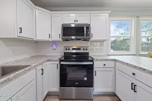 155 Freshwater Dr, Hubert, NC 28539 - Photo 11