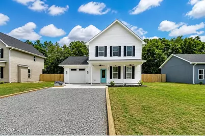288 Charlestown Road, Boiling Spring Lakes, NC 28461 - Photo 1
