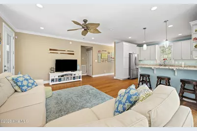 127 Sea Dunes Drive, Emerald Isle, NC 28594 - Photo 15
