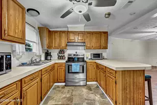 2109 E Lake Shore Dr, Wilmington, NC 28401 - Photo 11