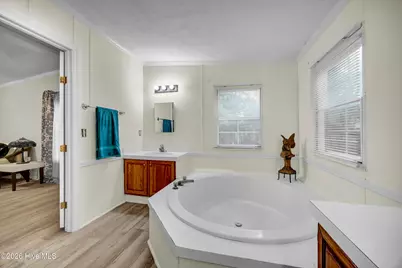 2109 E Lake Shore Drive, Wilmington, NC 28401 - Photo 23