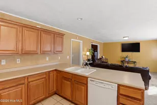 102 Corolla Ct, Jacksonville, NC 28546 - Photo 9