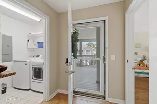 3030 Marsh Winds Cir, Southport, NC 28461 - Photo 3