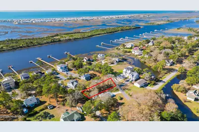 700 Waterway Drive, Sunset Beach, NC 28468 - Photo 3