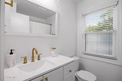 812 Monroe Avenue, Carolina Beach, NC 28428 - Photo 19