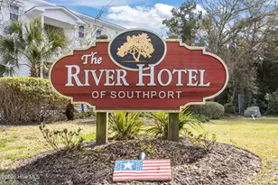 704 E Moore St, Southport, NC 28461 - Photo 19