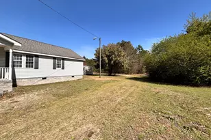 10335 Garland Hwy, Clinton, NC 28328 - Photo 17